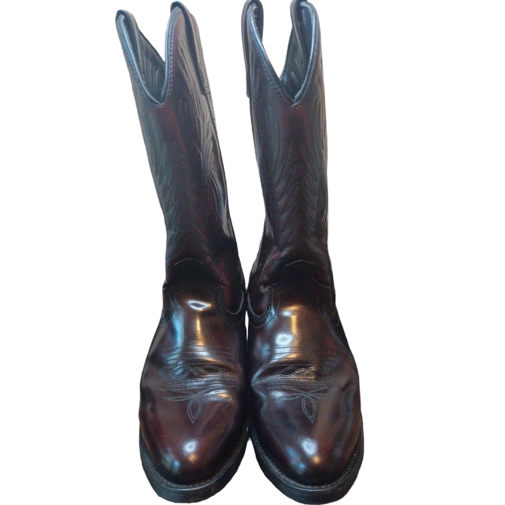 Men's oil and chemical resistant leather western boots size 9.5D Black Cherry